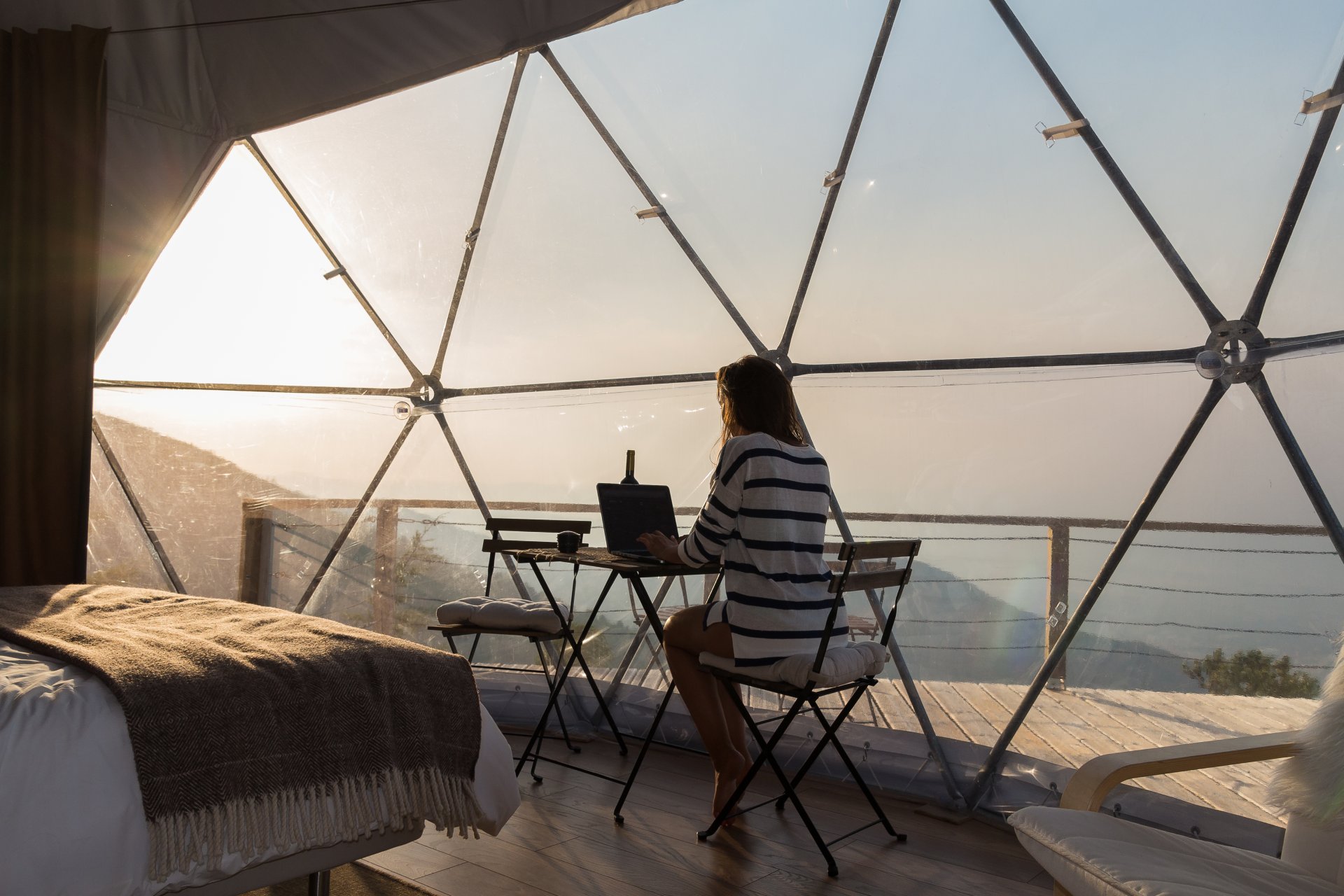 Business or Pleasure? How Bleisure Is Letting Travelers Have Both