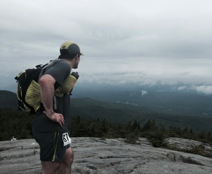 Aaron Laurich, de Global Rescue, afronta la Ragged 75 Stage Race