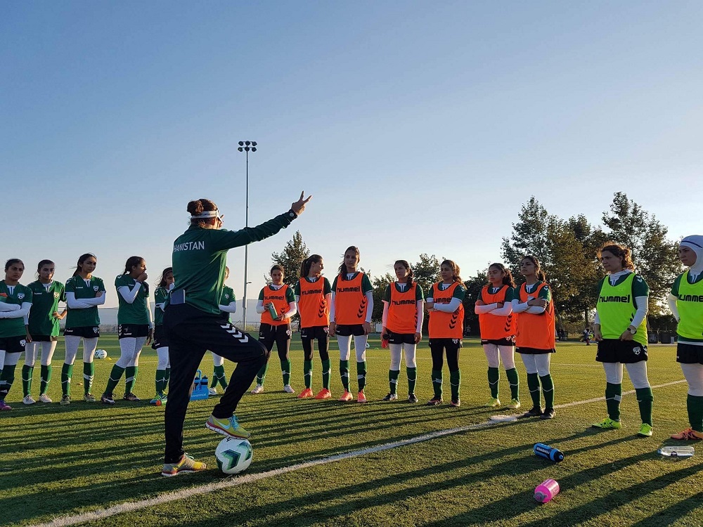 Global Rescue ayuda a la selección femenina de fútbol de Afganistán a dar lo mejor de sí misma