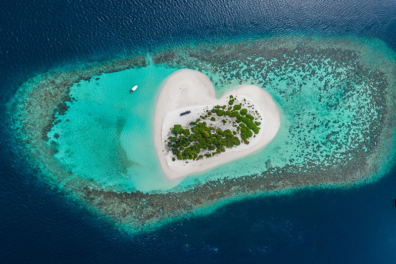 Vacaciones románticas de aventura para parejas que buscan emociones fuertes